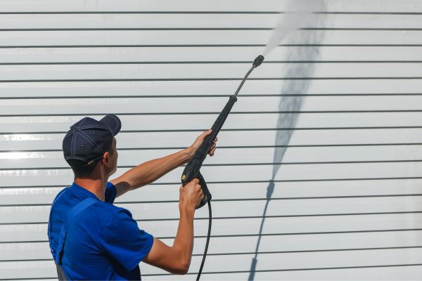 Cost of Exterior Building Cleaning in Lebanon