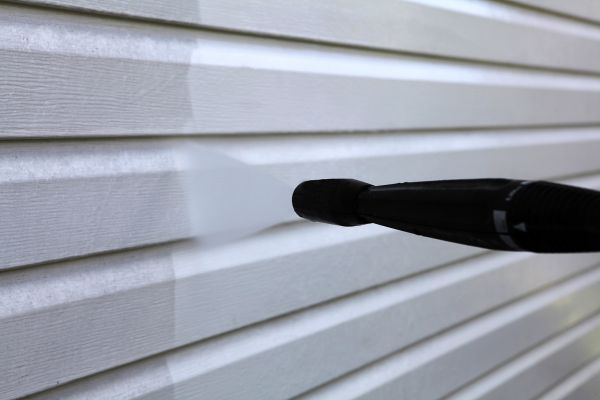 Cost of Condo Siding Power Washing in Lebanon