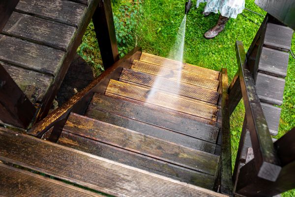 Cost of Wood Power Washing in Lebanon